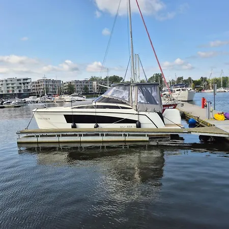 Lodz Motorowa Balt 818 Tytan Lucky Star Star * Štetín